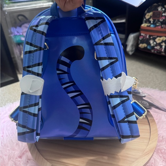 Loungefly derpy Mini Backpack - Picture 4 of 6